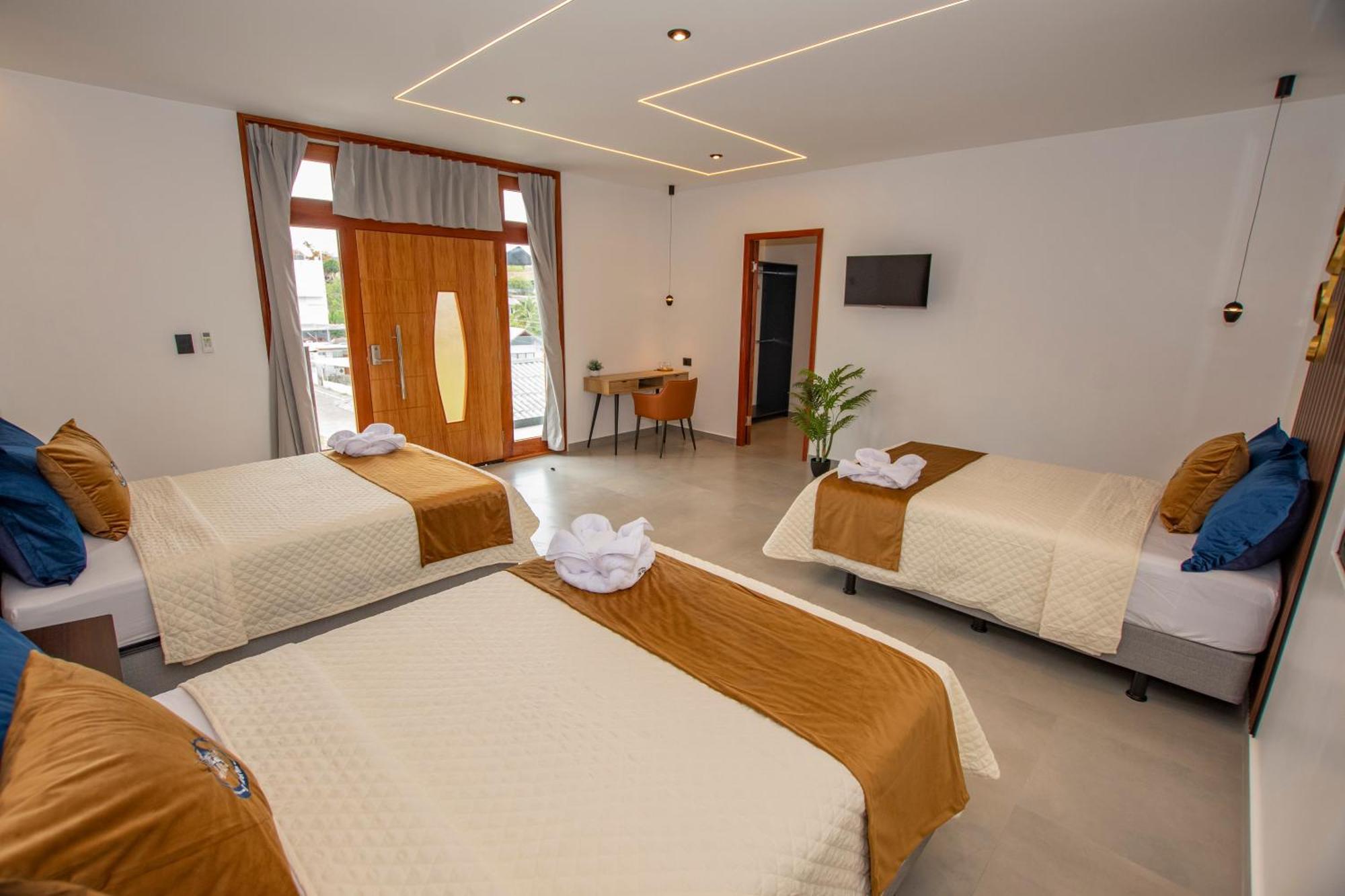 Blue Marlin Galapagos, Hotel & Spa Puerto Baquerizo Moreno Exterior foto